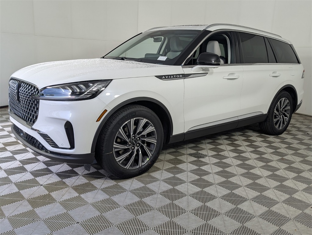 new 2025 Lincoln Aviator car, priced at $62,246