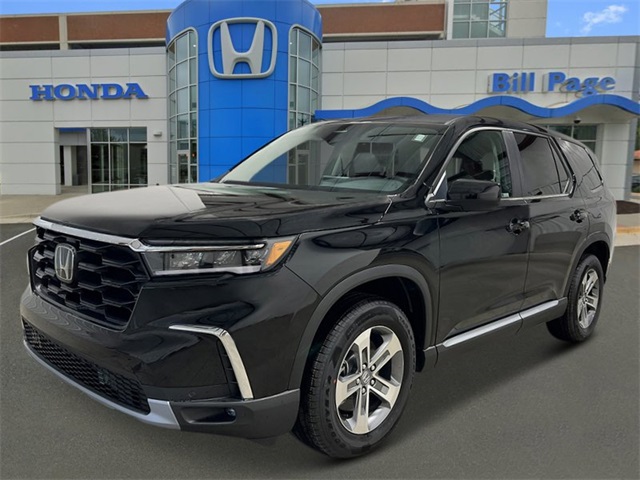 new 2025 Honda Pilot car, priced at $45,600