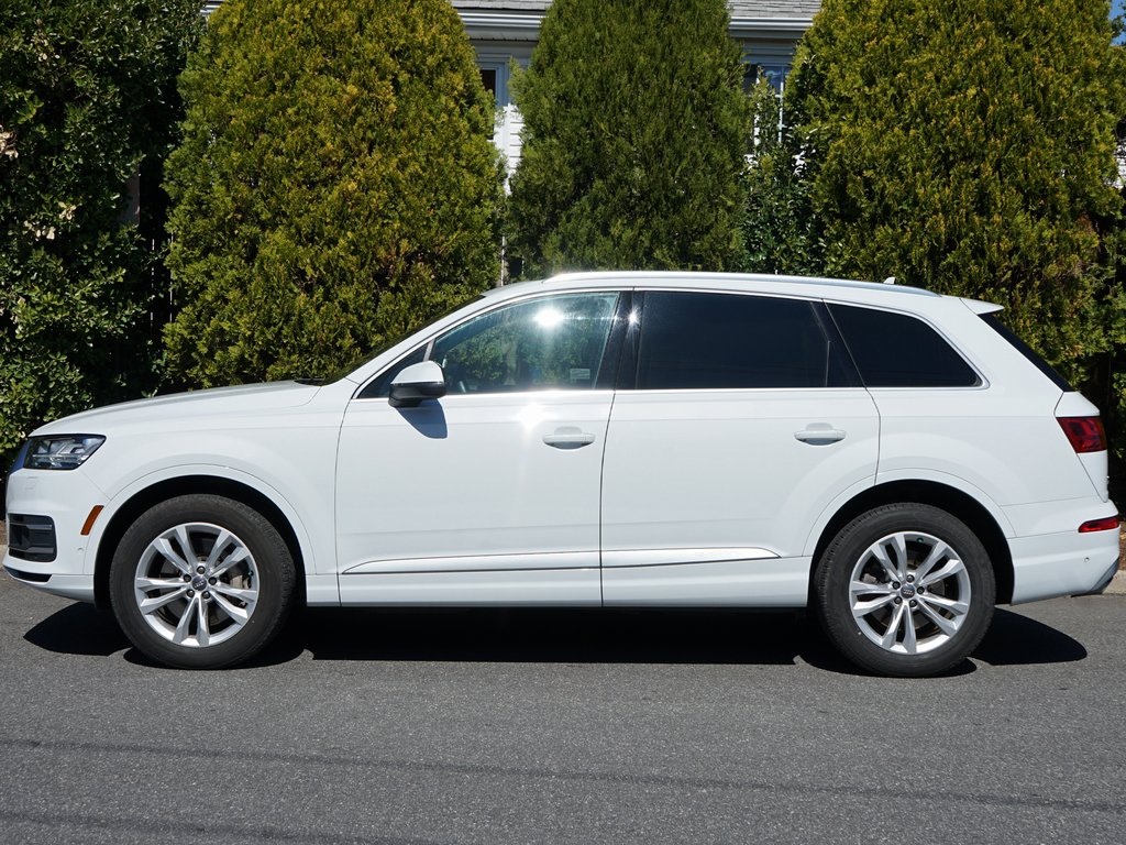 used 2019 Audi Q7 car, priced at $20,095