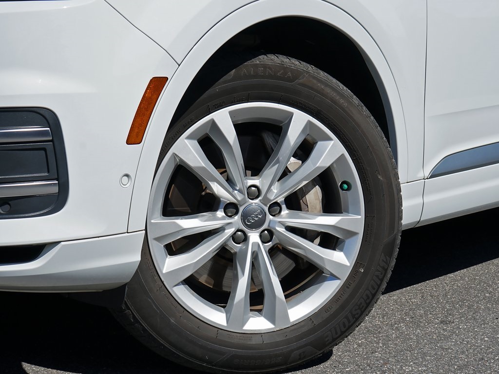 used 2019 Audi Q7 car, priced at $20,095