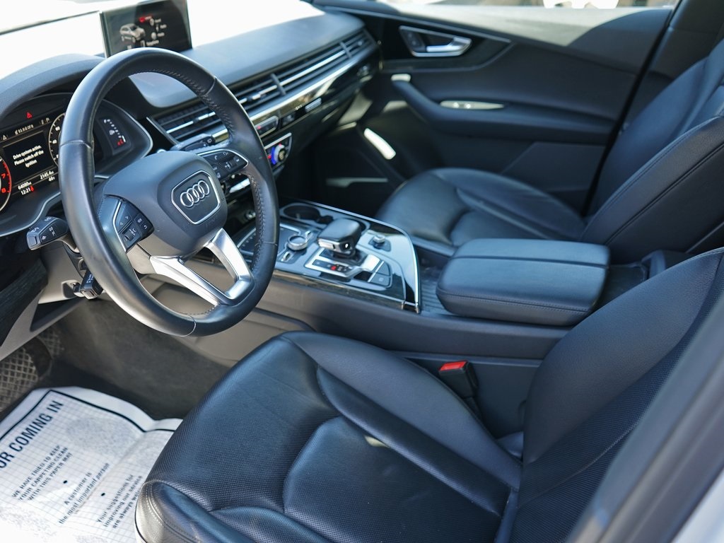 used 2019 Audi Q7 car, priced at $20,095