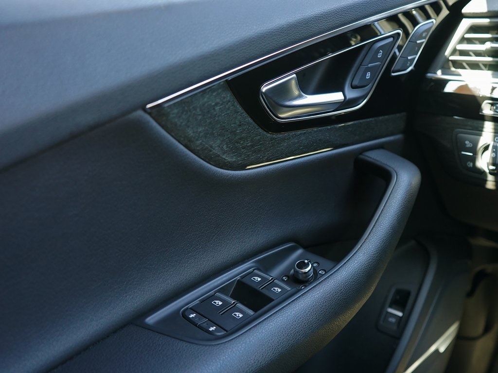 used 2019 Audi Q7 car, priced at $20,095