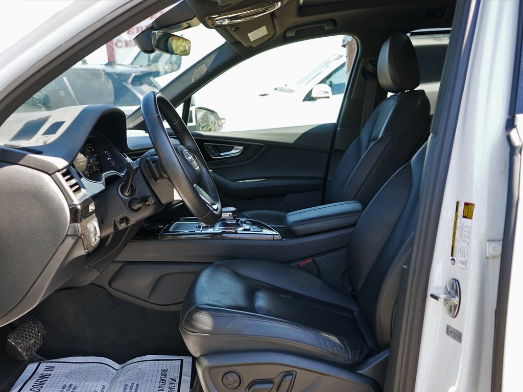 used 2019 Audi Q7 car, priced at $20,095