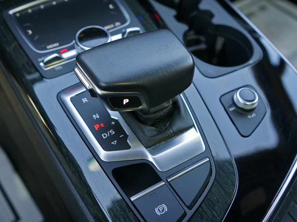 used 2019 Audi Q7 car, priced at $20,095