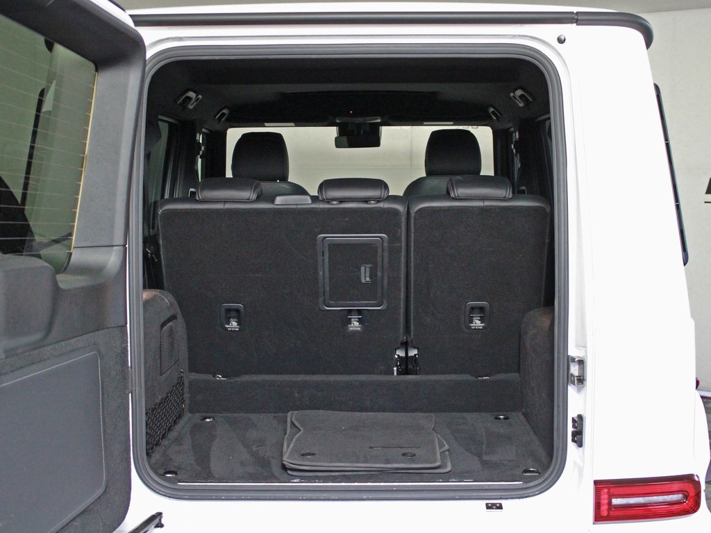 used 2022 Mercedes-Benz G-Class car, priced at $137,998