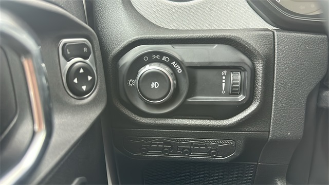 new 2025 Jeep Wrangler car, priced at $51,709
