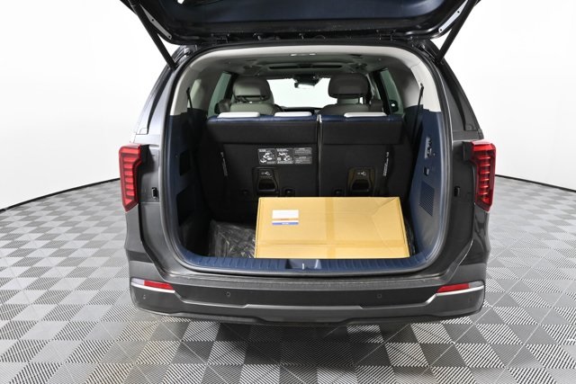 new 2025 Kia Carnival Hybrid car, priced at $52,002