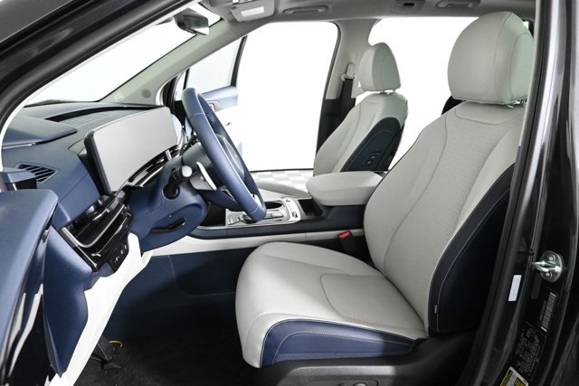 new 2025 Kia Carnival Hybrid car, priced at $52,002