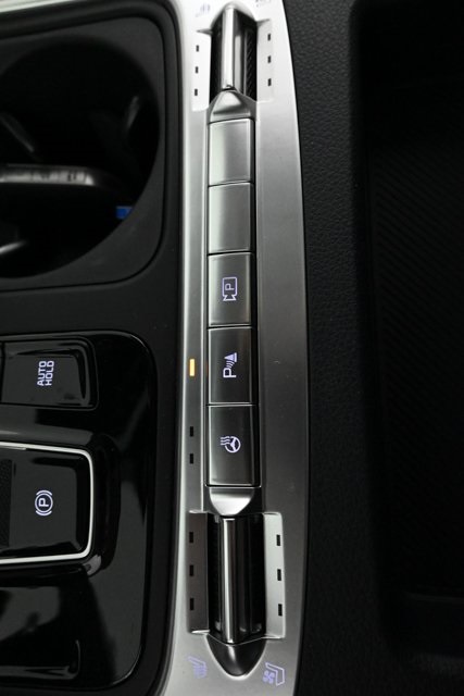 new 2025 Kia Carnival Hybrid car, priced at $52,002