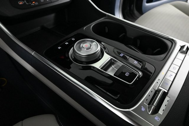 new 2025 Kia Carnival Hybrid car, priced at $52,002