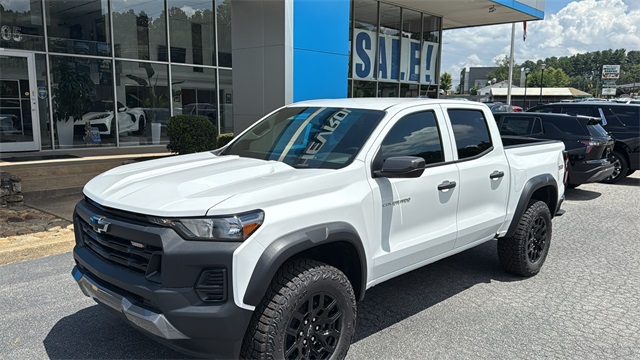 new 2025 Chevrolet Colorado car, priced at $44,990