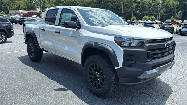 new 2025 Chevrolet Colorado car, priced at $44,990