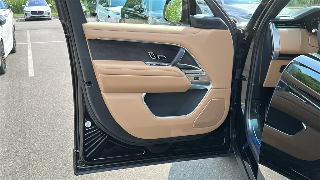 new 2025 Land Rover Range Rover car, priced at $136,225