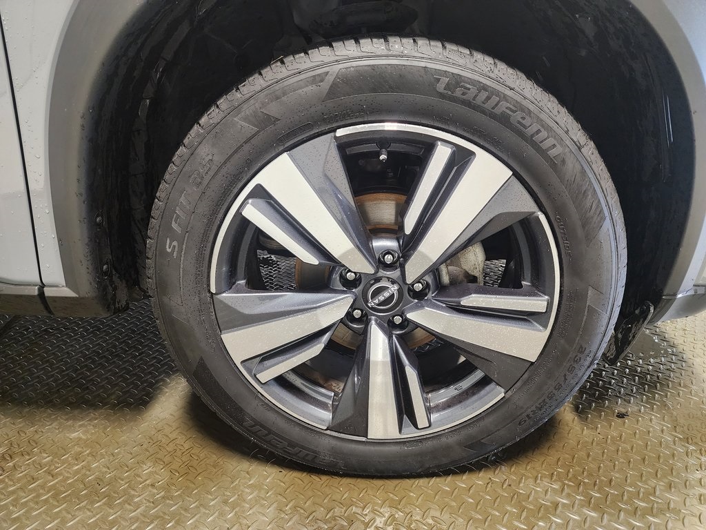 used 2023 Nissan Rogue car, priced at $24,999
