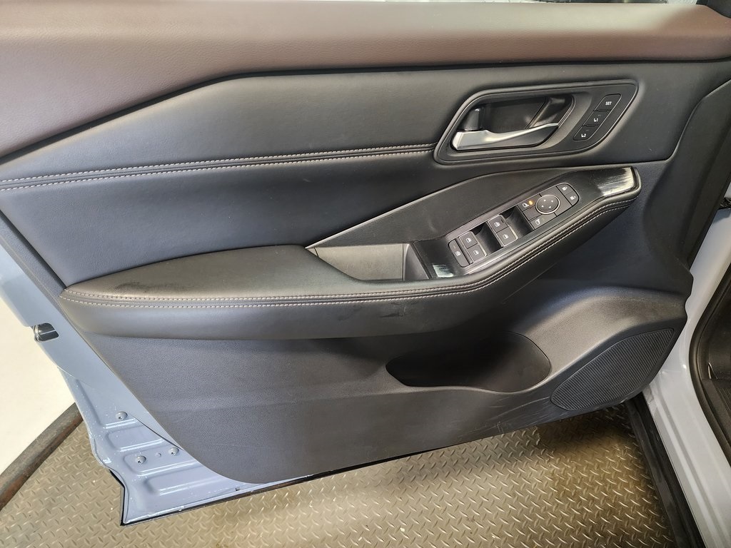 used 2023 Nissan Rogue car, priced at $24,999