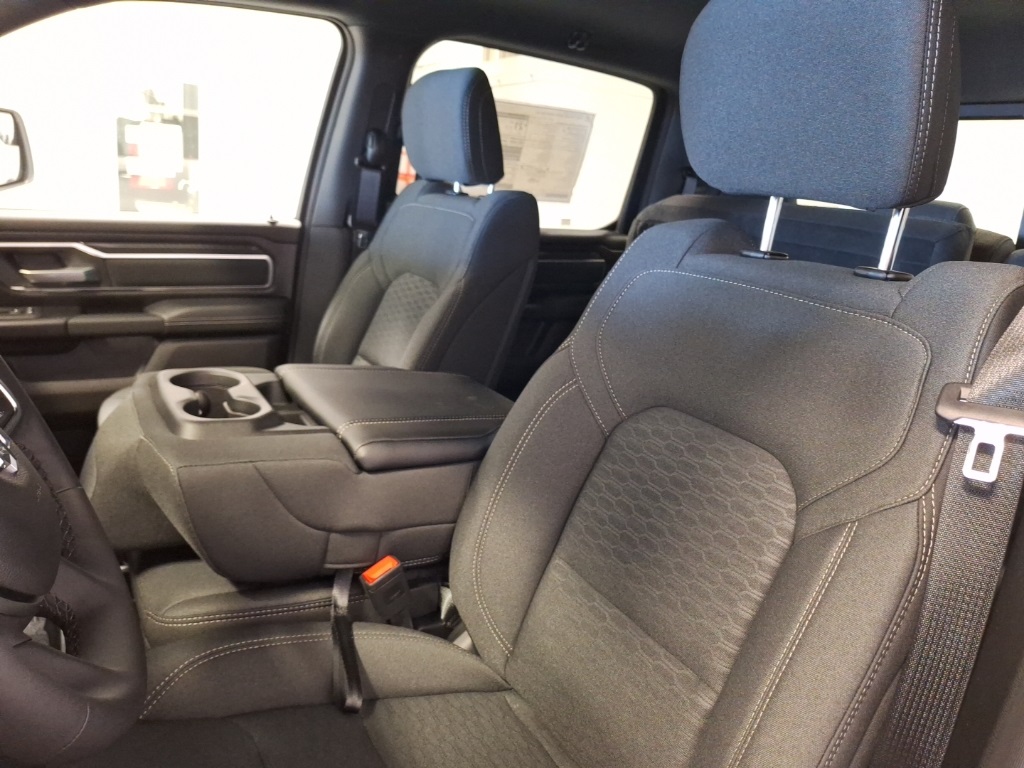 new 2025 Ram 1500 car, priced at $41,999