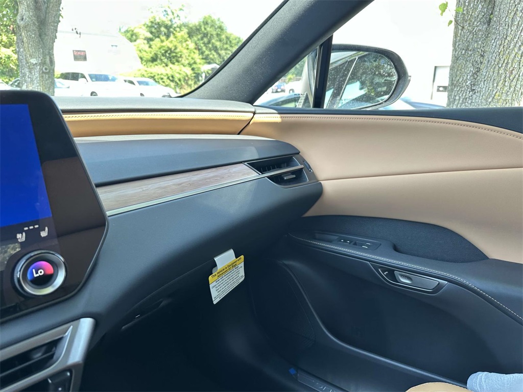new 2025 Lexus RX car, priced at $59,384