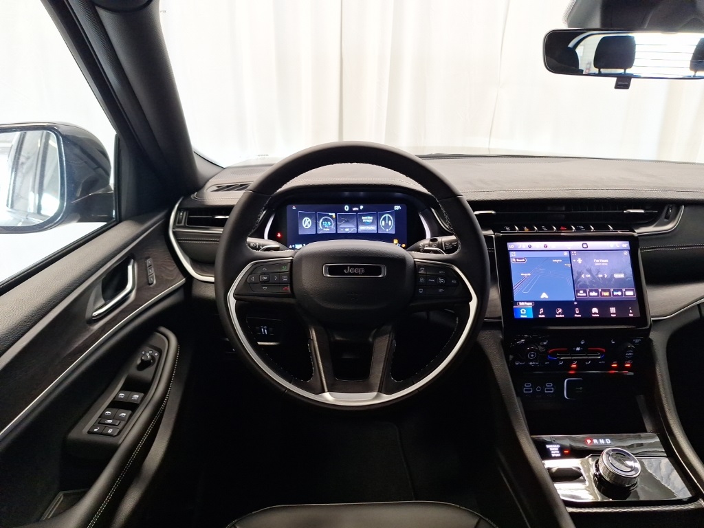 new 2025 Jeep Grand Cherokee L car, priced at $54,505