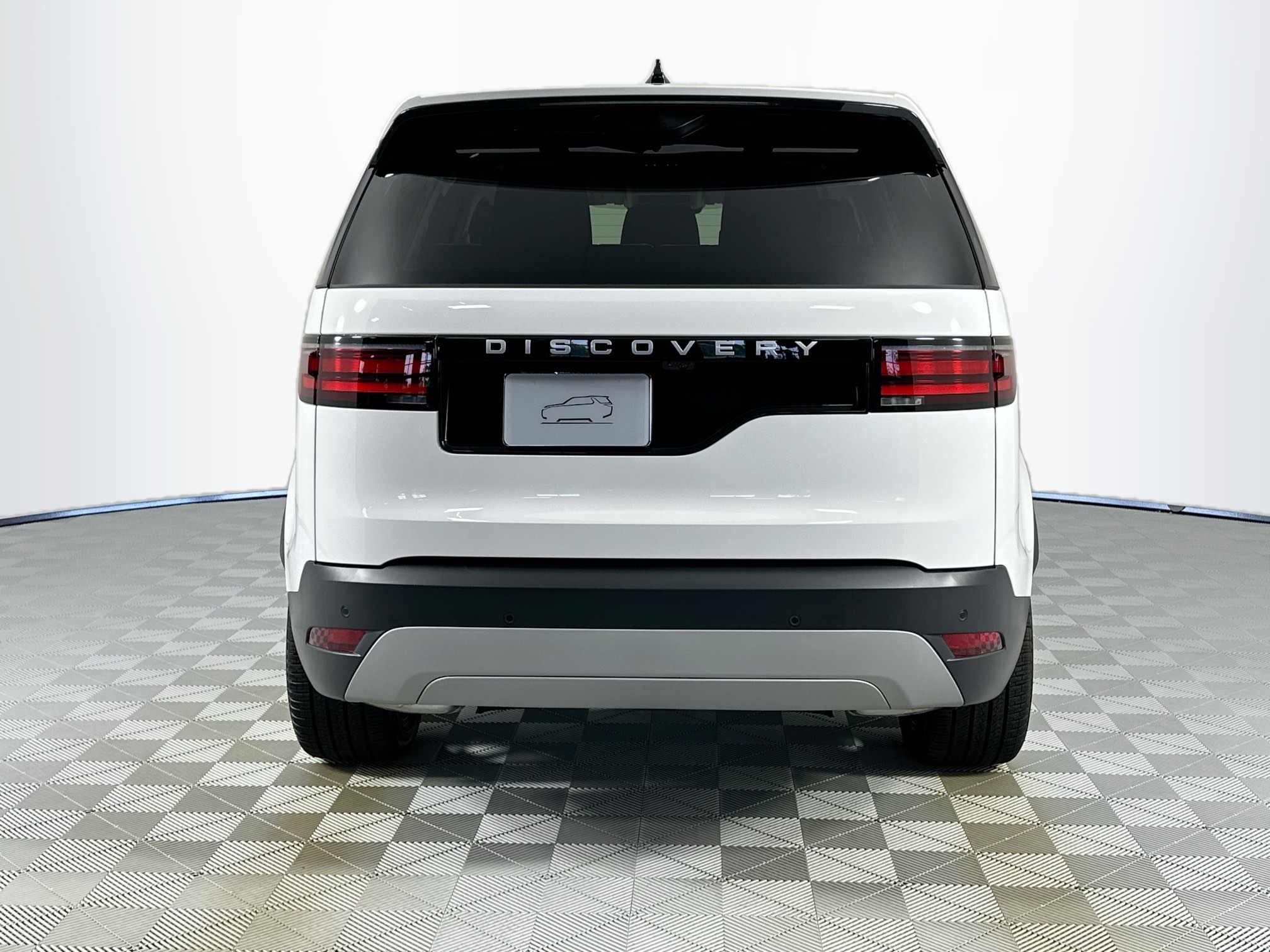 new 2025 Land Rover Discovery car, priced at $65,953