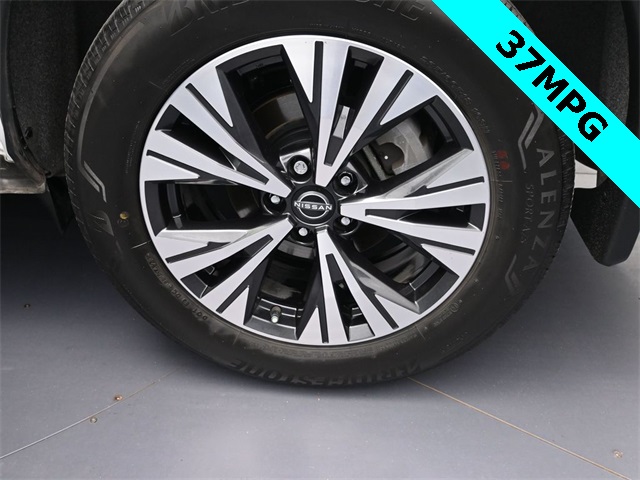 used 2023 Nissan Rogue car, priced at $24,416