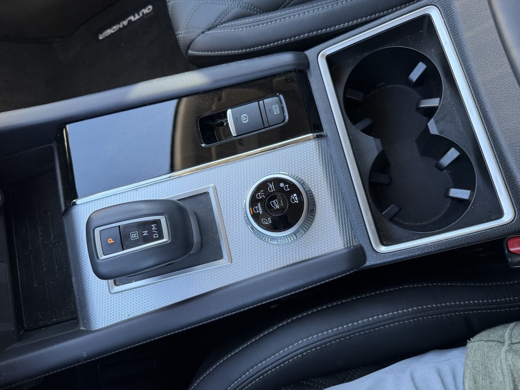 used 2023 Mitsubishi Outlander car, priced at $28,903