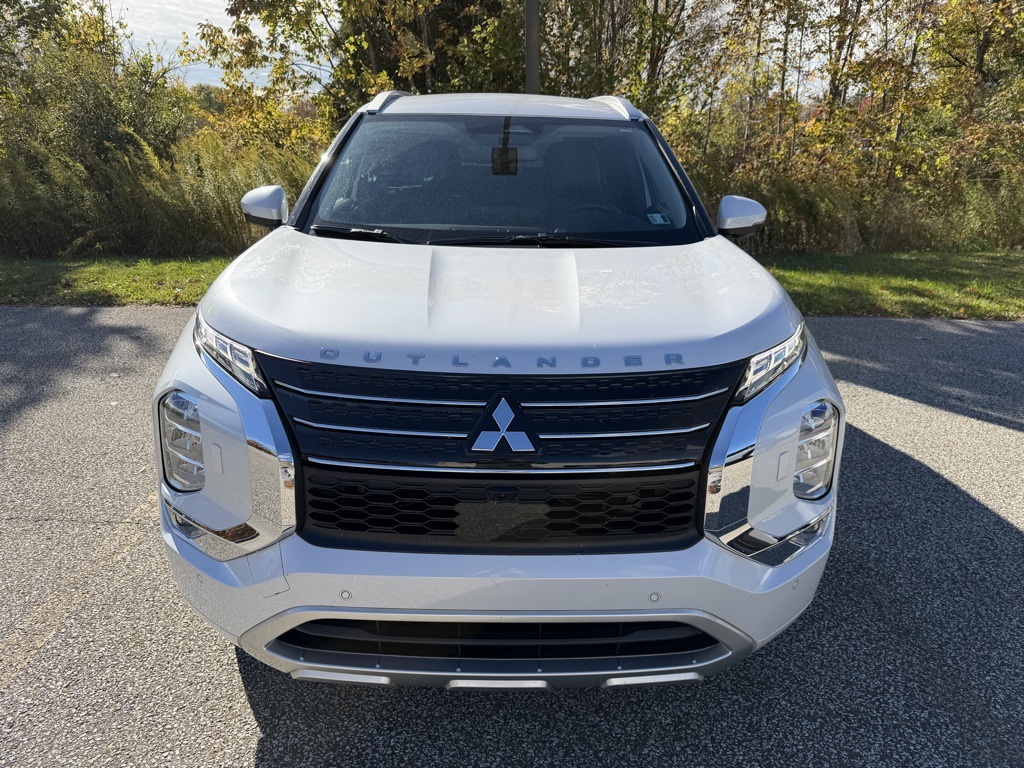 used 2023 Mitsubishi Outlander car, priced at $28,903