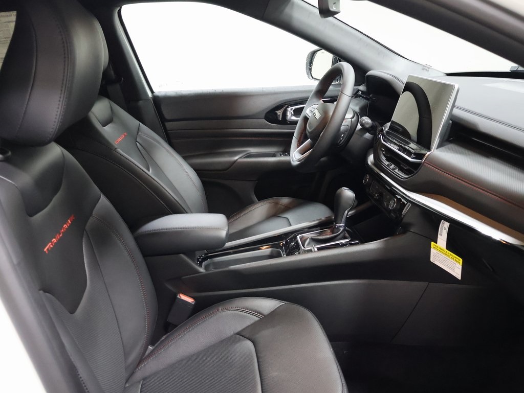 new 2025 Jeep Compass car, priced at $32,888