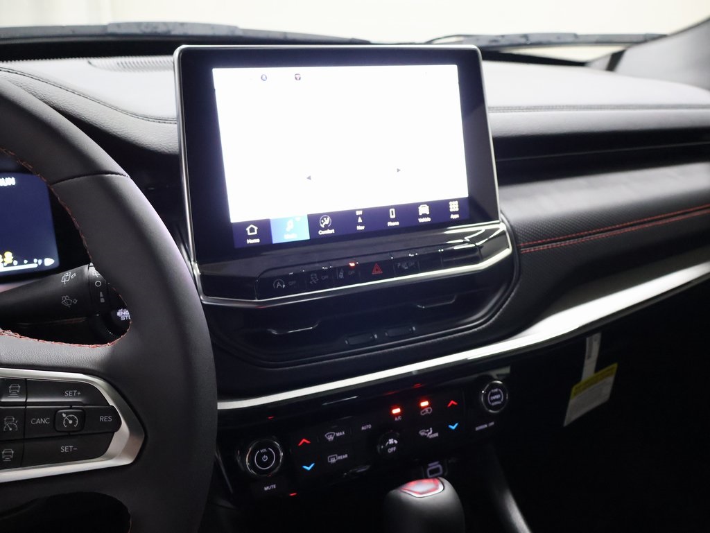 new 2025 Jeep Compass car, priced at $32,888