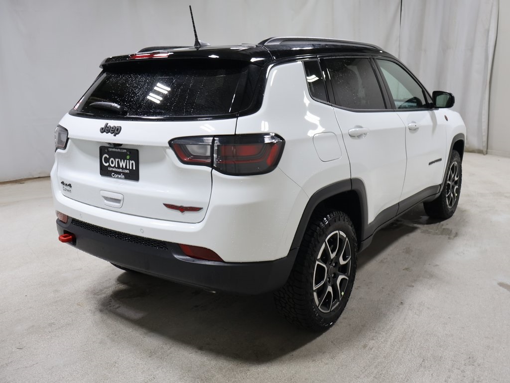 new 2025 Jeep Compass car, priced at $32,888