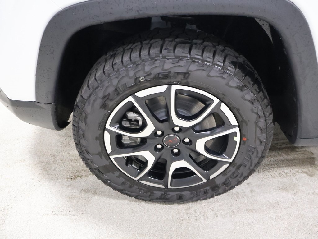 new 2025 Jeep Compass car, priced at $32,888