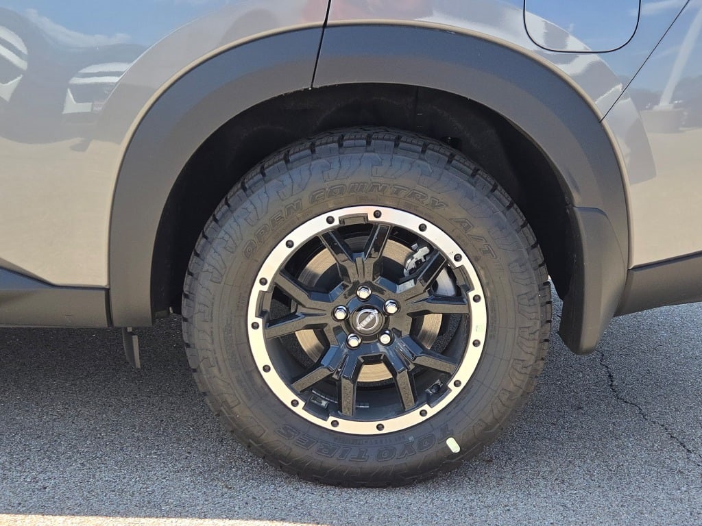new 2025 Nissan Pathfinder car, priced at $46,595