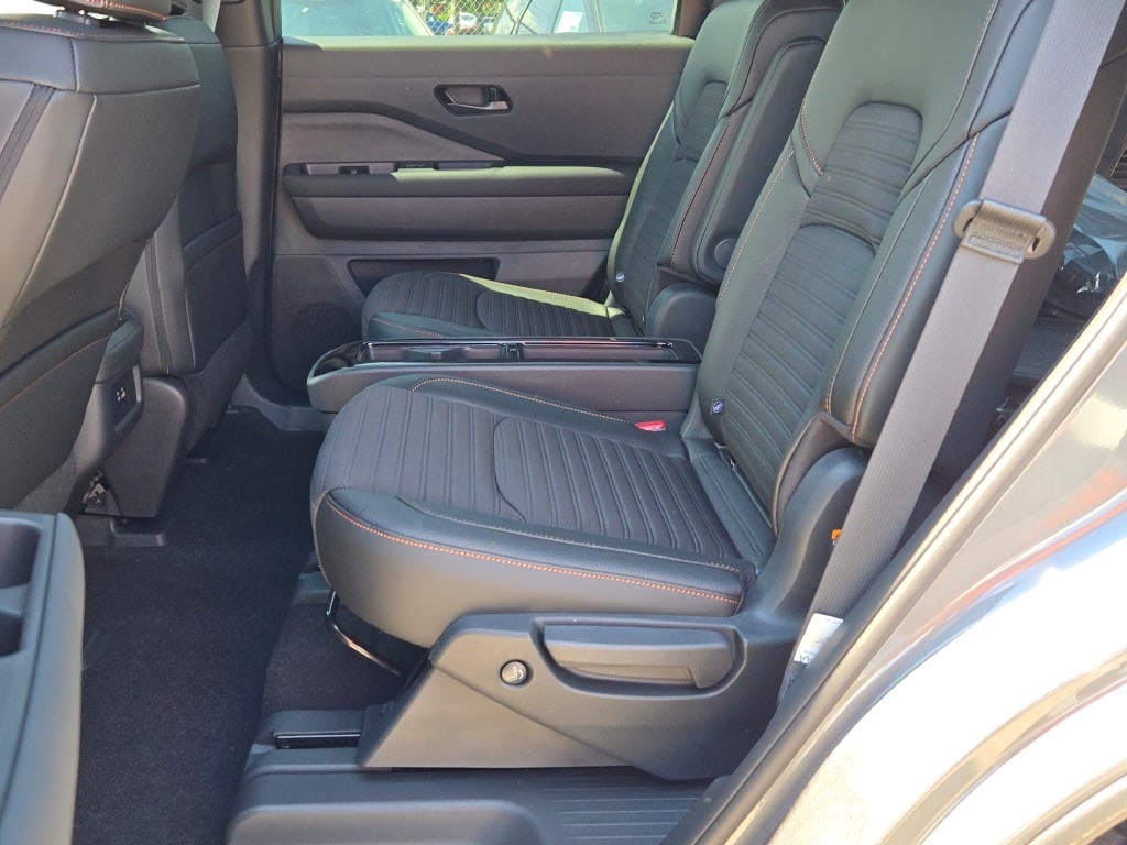 new 2025 Nissan Pathfinder car, priced at $46,595