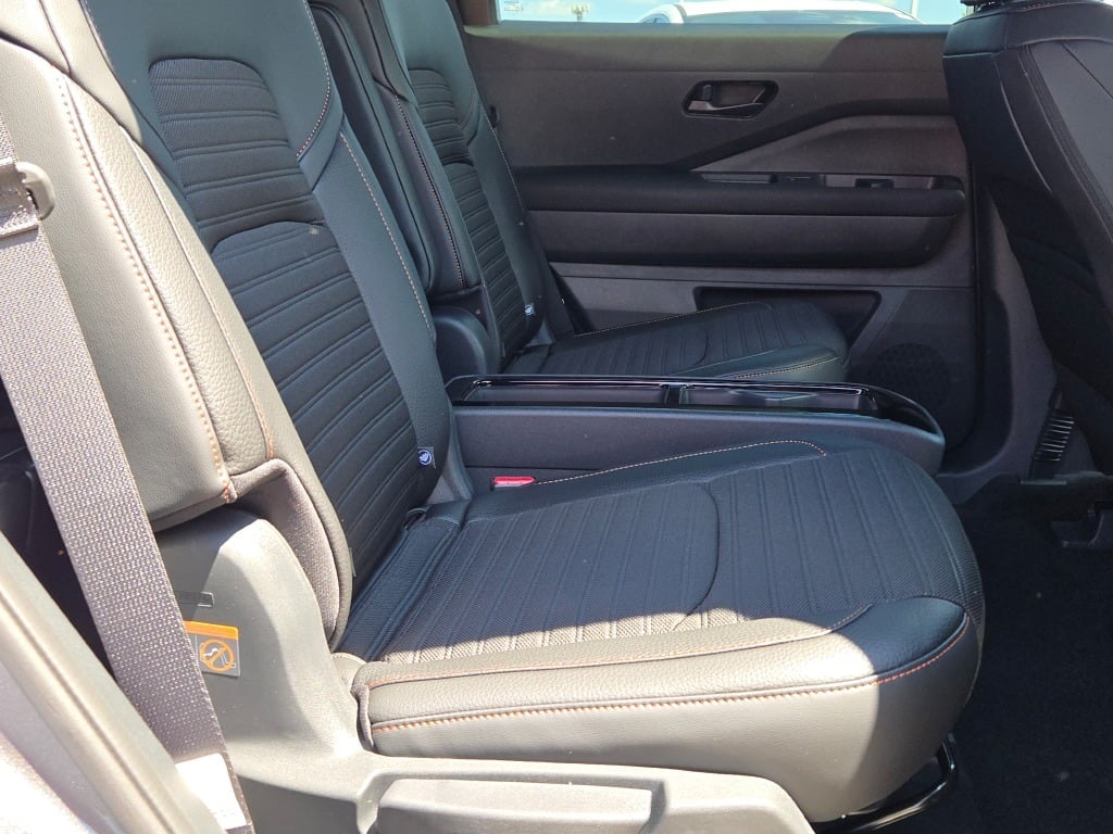 new 2025 Nissan Pathfinder car, priced at $46,595