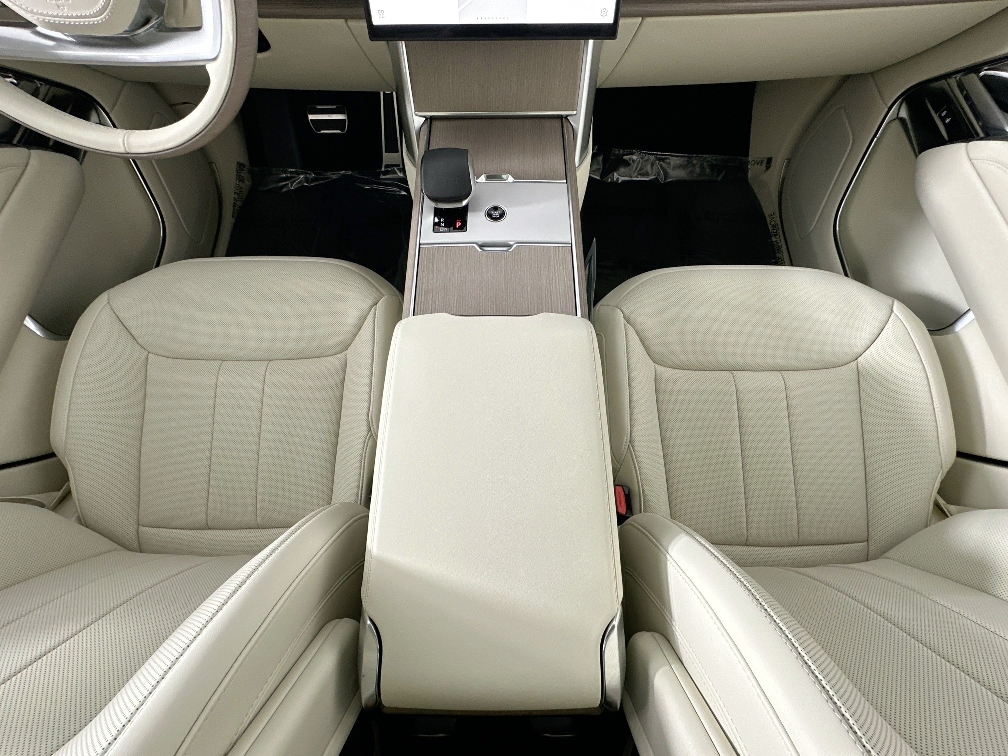 new 2025 Land Rover Range Rover car, priced at $128,180