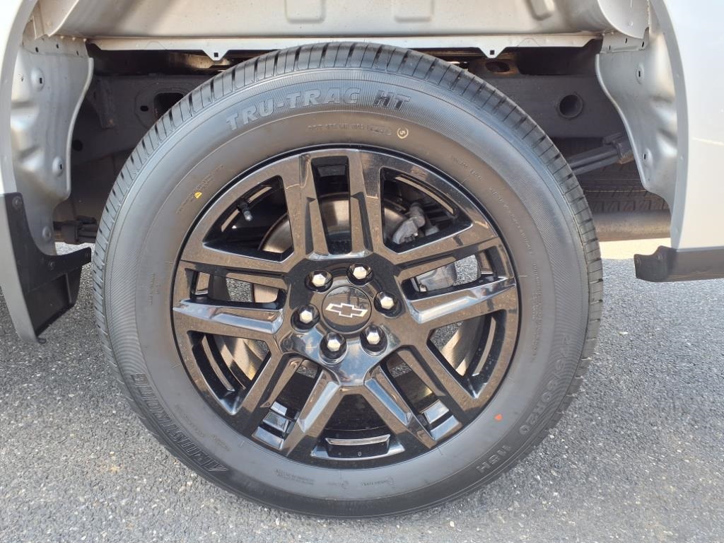 used 2021 Chevrolet Silverado 1500 car, priced at $32,900