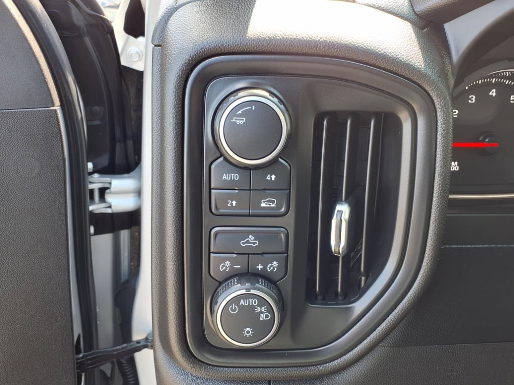 used 2021 Chevrolet Silverado 1500 car, priced at $32,900