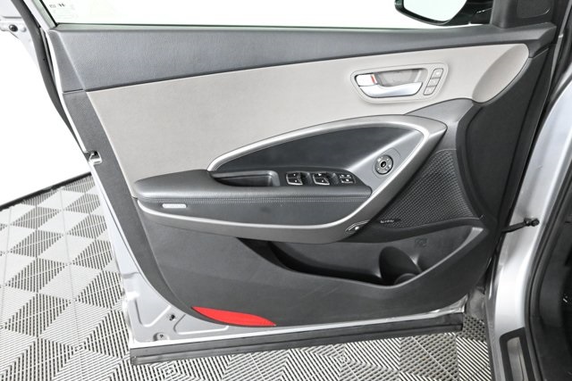 used 2014 Hyundai Santa Fe car, priced at $9,500