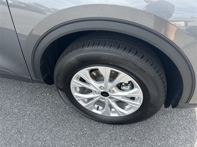 new 2025 Ford Escape car, priced at $30,332