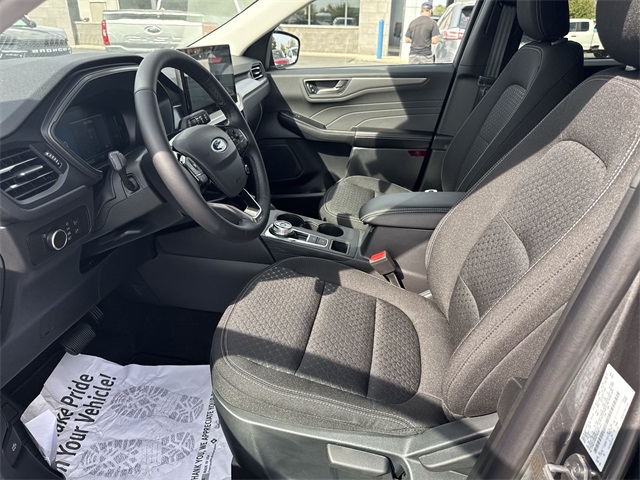 new 2025 Ford Escape car, priced at $30,332