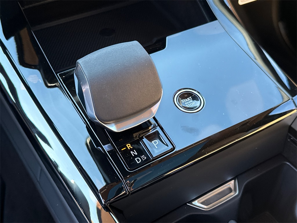 used 2024 Land Rover Range Rover Sport car, priced at $77,928