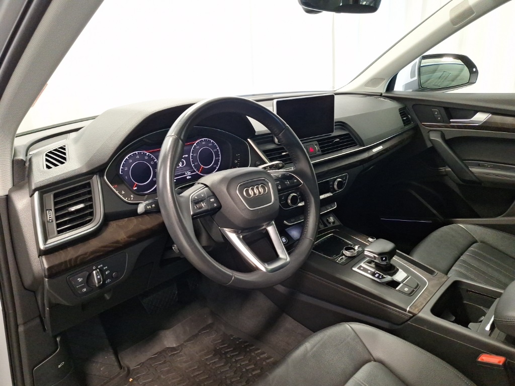 used 2019 Audi Q5 car