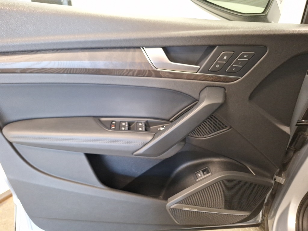 used 2019 Audi Q5 car