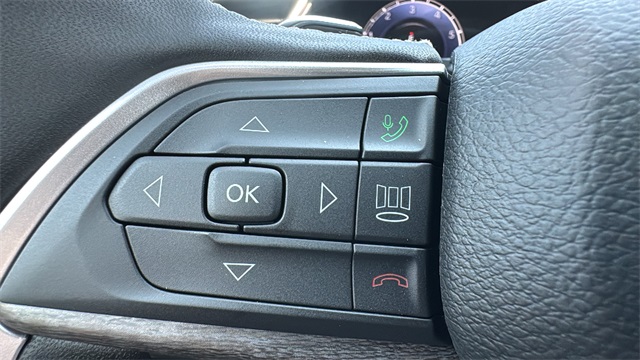 new 2025 Jeep Grand Cherokee car, priced at $46,922