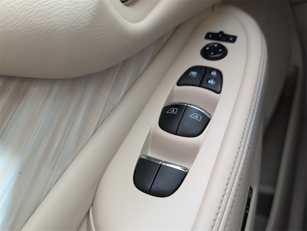 used 2015 Nissan Murano car, priced at $10,988