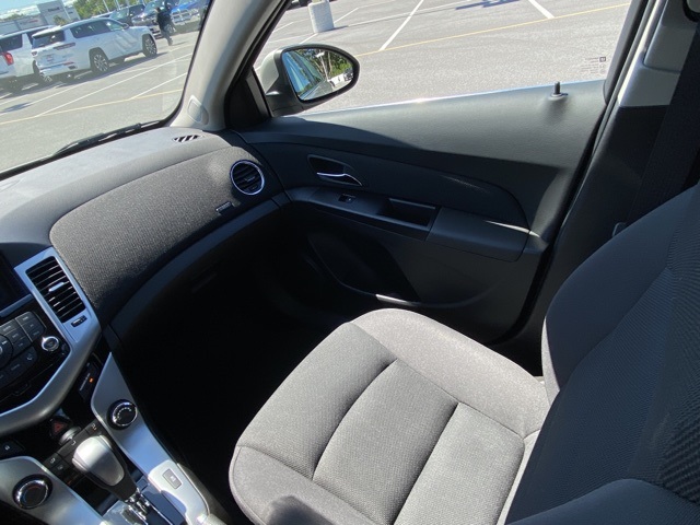 used 2014 Chevrolet Cruze car, priced at $9,122