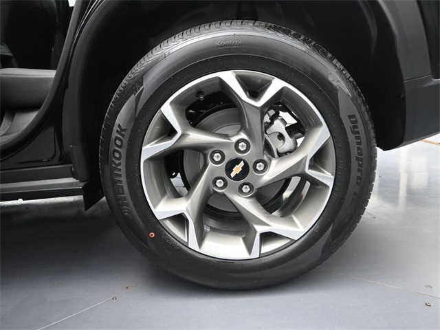 new 2026 Chevrolet Trax car, priced at $25,090