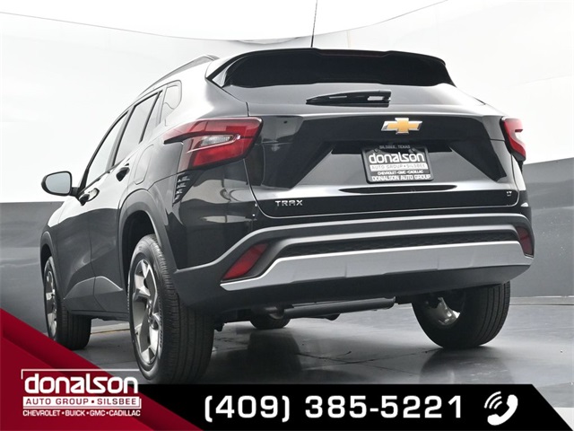 new 2026 Chevrolet Trax car, priced at $25,090