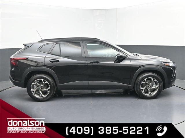 new 2026 Chevrolet Trax car, priced at $25,090