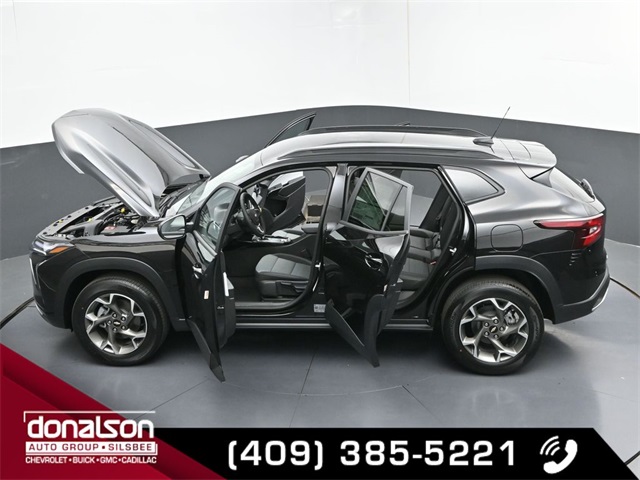 new 2026 Chevrolet Trax car, priced at $25,090
