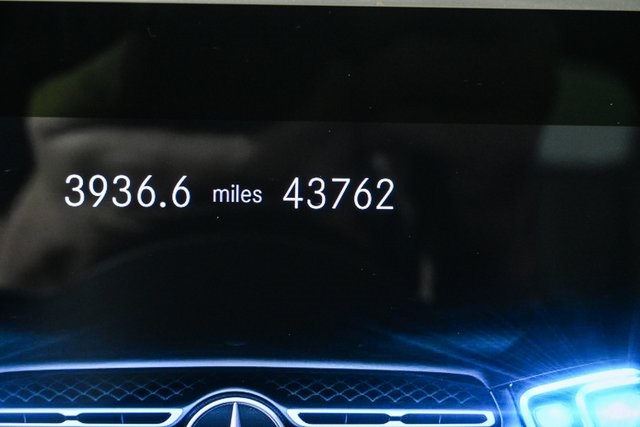 used 2021 Mercedes-Benz GLE car, priced at $39,500